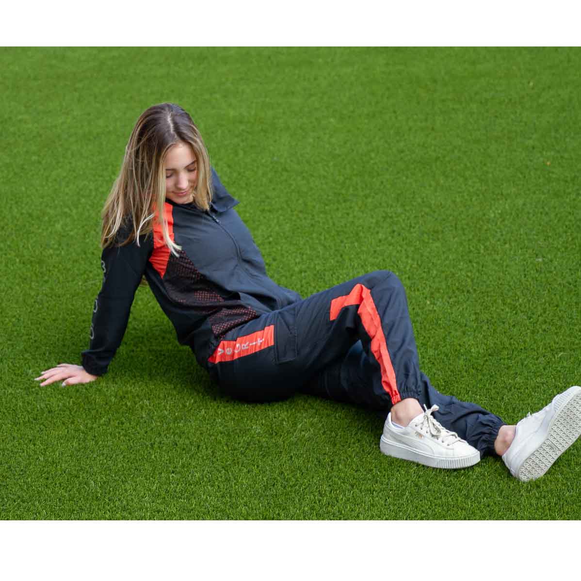 JOGGER PARA MUJER COLOR NEGRO Y NARANJA