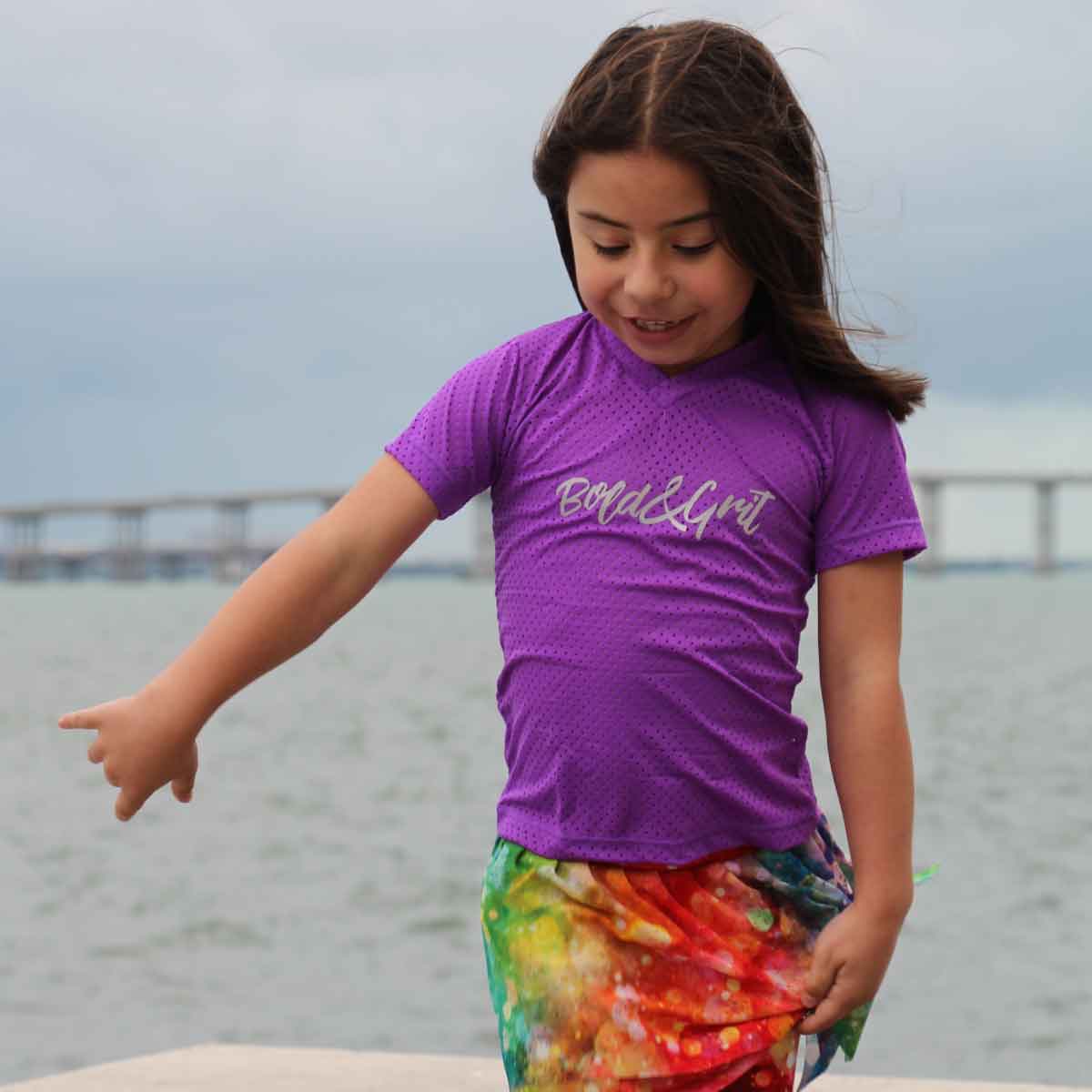 CAMISETA CUELLO EN V HAPPY