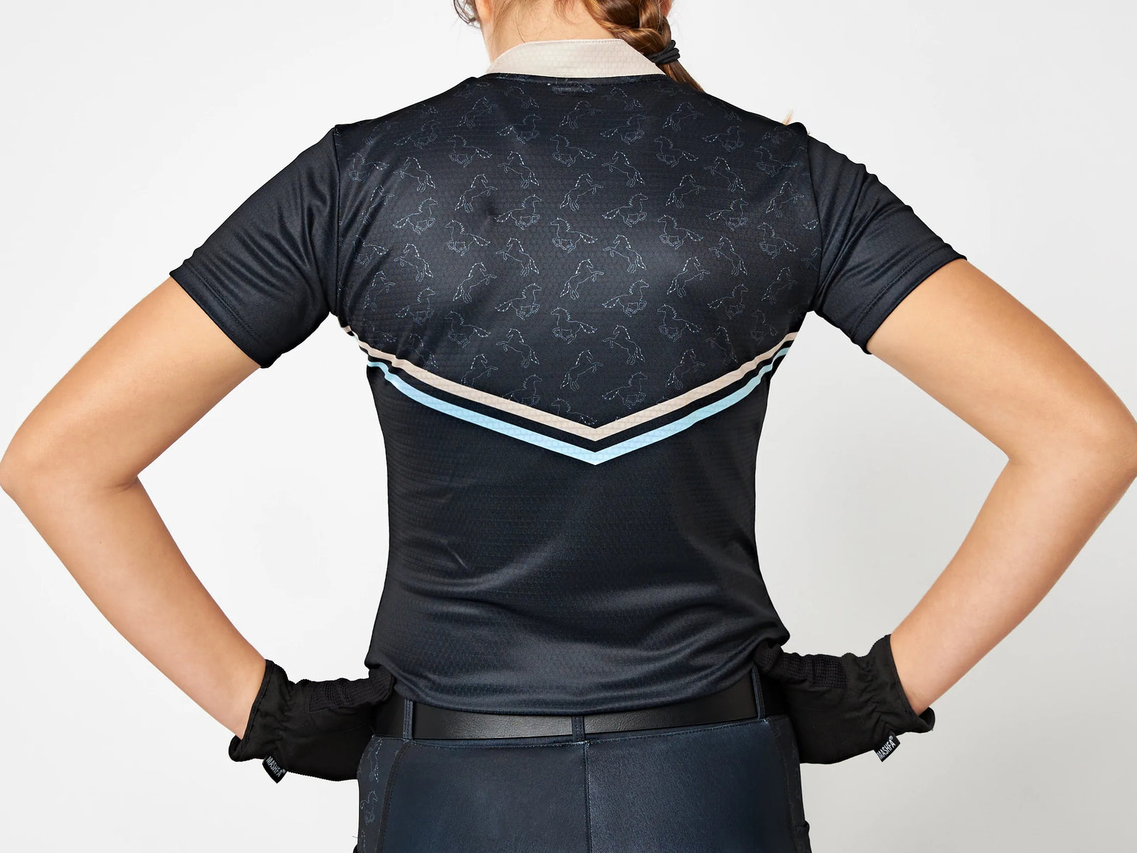 CAMISETA DE EQUITACIÓN BLACK HORSES-VERTIGO