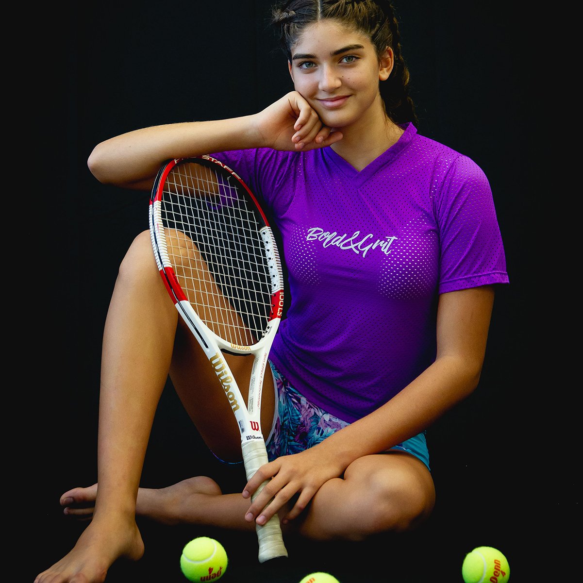 CAMISETA CUELLO EN V HAPPY