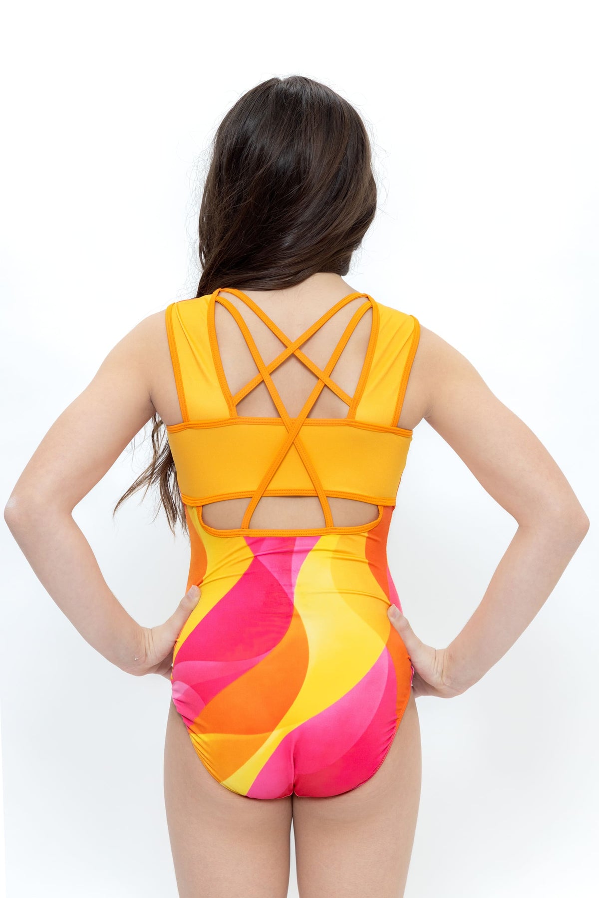 Trusa de gimnasia Mandarin Pop naranja vista trasera de Bold&amp;Grit