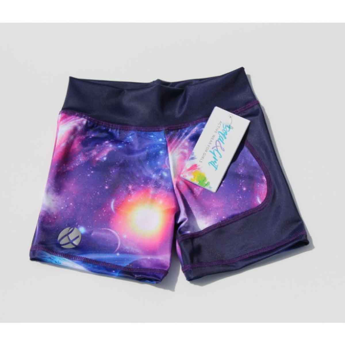 SHORTS SPACE PARA NIÑA -LOVE